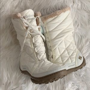 Columbia 200 gram Snow Boots